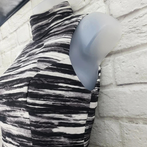 KEEPSAKE Women's Size XS Painted Stripe Subtract Dress NEW - Picture 5 of 14